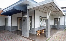 Reddoorz Near Xt Square 4